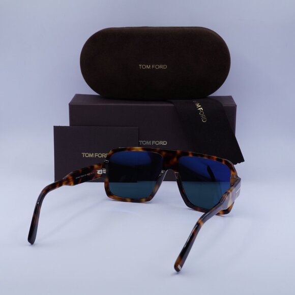 Tom Ford Camden FT0933 53V Square Sunglasses - Blonde Havana/Blue - Picture 9 of 9